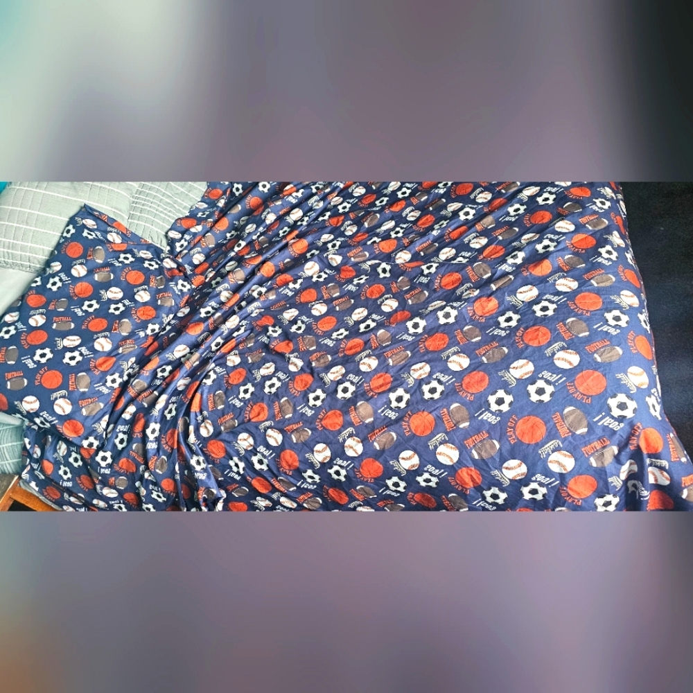 Kute Kids super soft full sheets fun sports print gently used